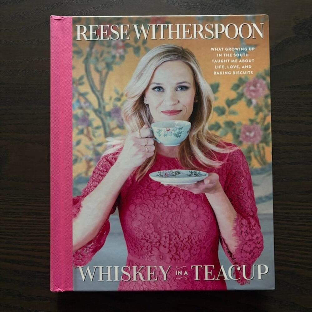 Whiskey in a Teacup by Reese Witherspoon Signed 1st Edition Cookbook Like New